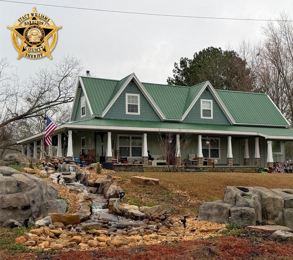HaralsonSheriff's tweet image. Good Friday morning, Haralson. We hope you have a fantastic day!

#FlagFriday
#HaralsonMornings
#FinallyFriday
#HCSO