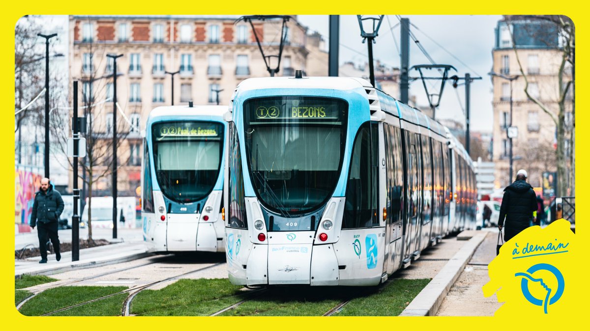 T2_RATP's tweet image. [Modernisation] Après plusieurs mois de travaux, le terminus de Porte de Versailles sur le #T2 est de nouveau desservi ! ✨ Pour l'occasion, nos agents #RATP vous attendent. Au programme : distributions de goodies ou encore concert de nos #MusiciensDuMétro.

🚉 #LeSaviezVous ?