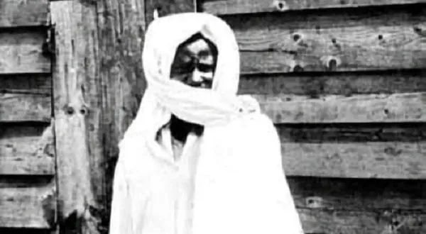 mourid_post's tweet photo. « Celui qui se rapproche d’Allah par l’amour ne sera jamais perdu. »

SERIGNE TOUBA
JUMMAH MUBARAK https://t.co/8yCfRmr0OM