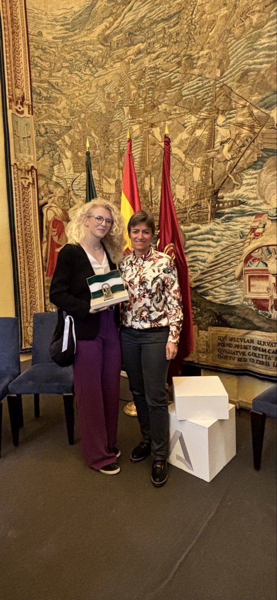 Laura Real tweet media