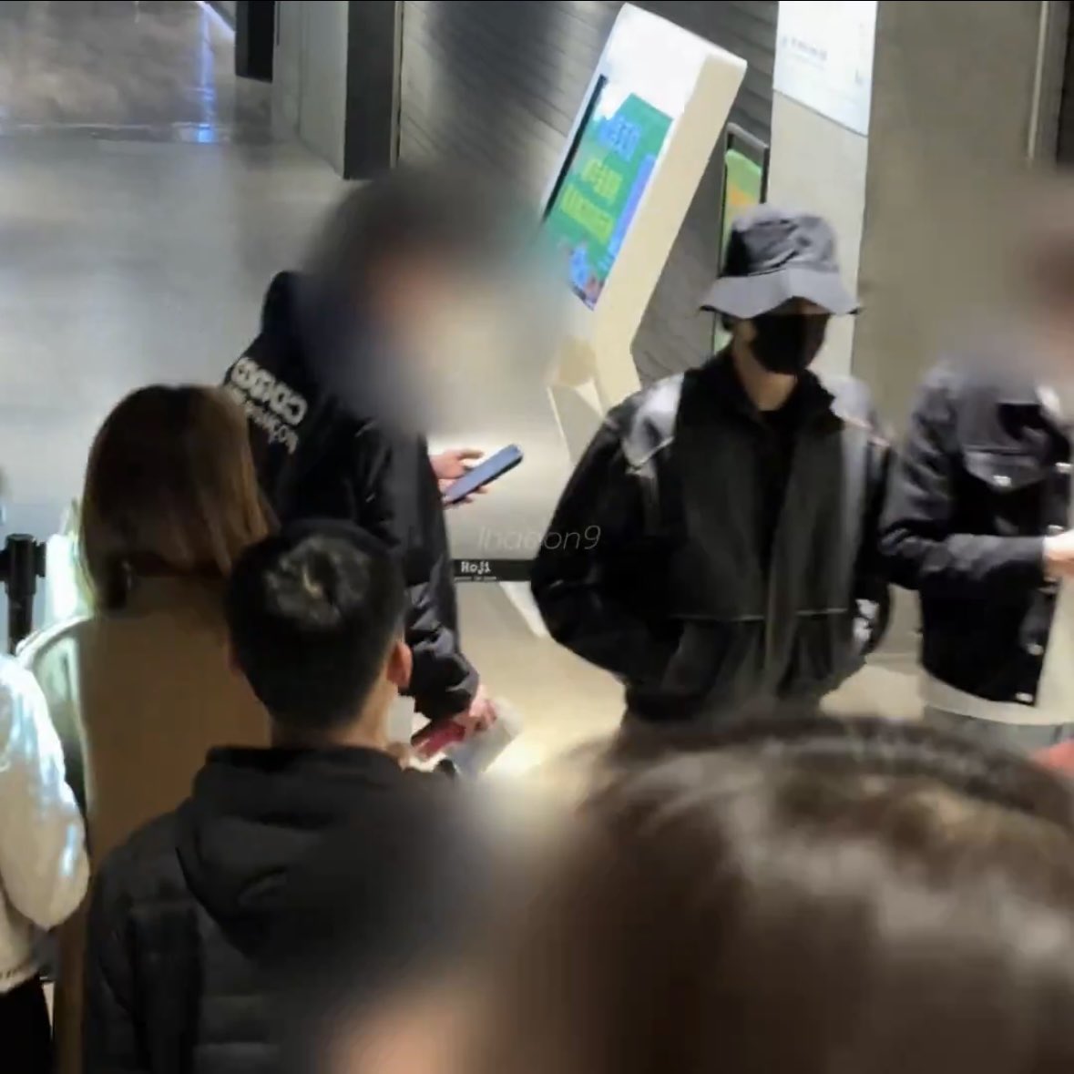 까?시(소원)검은종 졷나 내고향온거같고그러네ㅇㅇ..