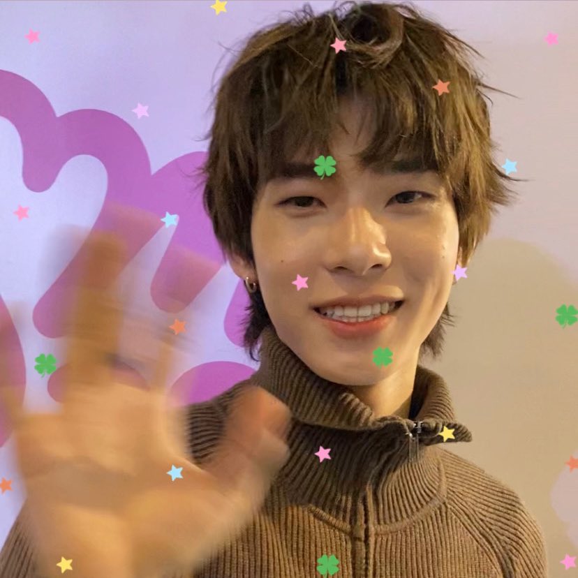 วันนิ่ตี๋เหมือนลูกชิ้นหมูจีงๆน่ะ ♡︎𑁦༥𑁦♡ 
น่ารักมากคั๊บ มี๊ดีใจที่หนูเห็นมี๊นะ (🥺)

TROFI2026 x TeeteePor  #TROFIHVLxTeeteePor
꒰ ♥︎  #twnpich ꒱