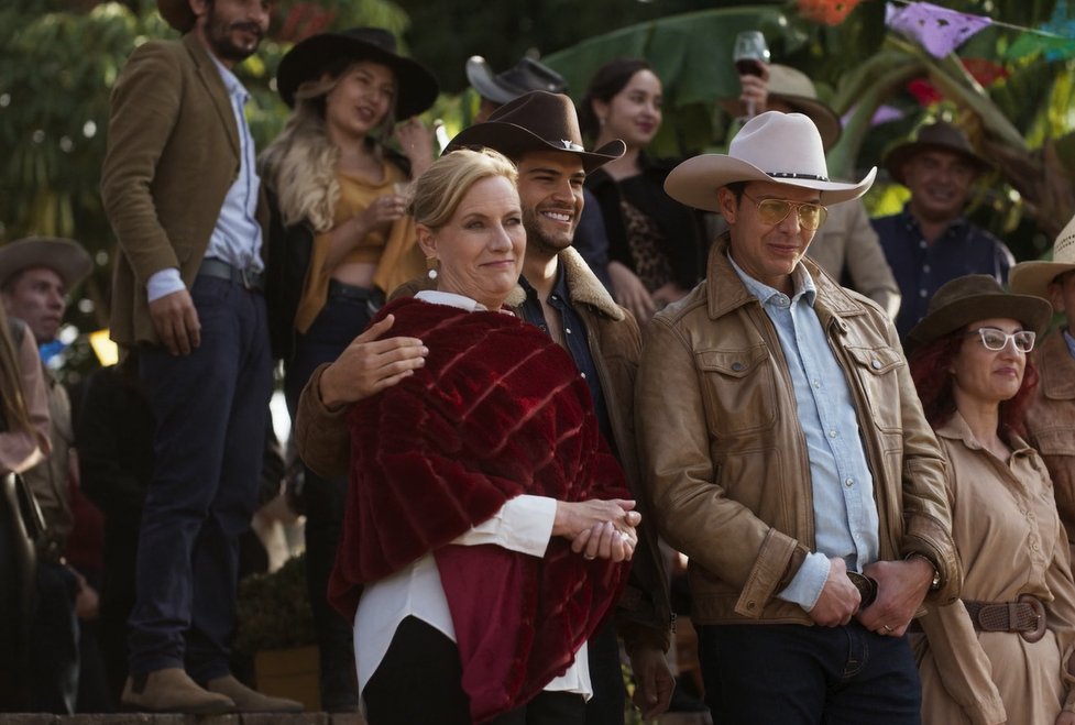 PasdeGavilanes's tweet photo. #PasiónDeGavilanes2 #PDG37 Juan se convierte en el campeón de la competición. https://t.co/QsQOCuiC5I