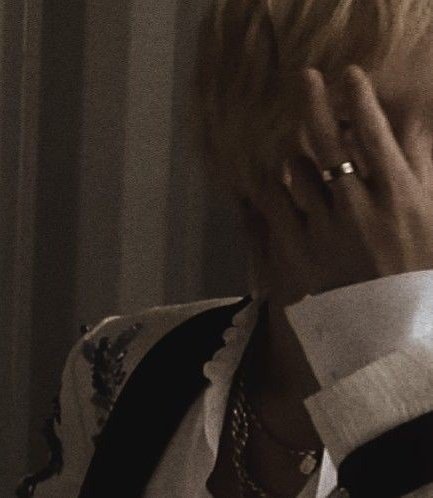 AVOSTHROPE's tweet photo. https://t.co/kSPNH5Hrn8
