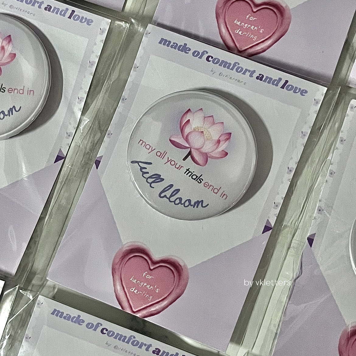 my freebies for <a href="/Lucky7CSE/">♡ ⁷</a> are now in full bloom 🪷 

i enjoyed designing these lotus flower pins so much, that’s why i will be giving them out in limited 1:1 quantity.

see you there, batch 2 fairy loves! 

#OnceUponAUniverse
#WhereStarsAlignFor7