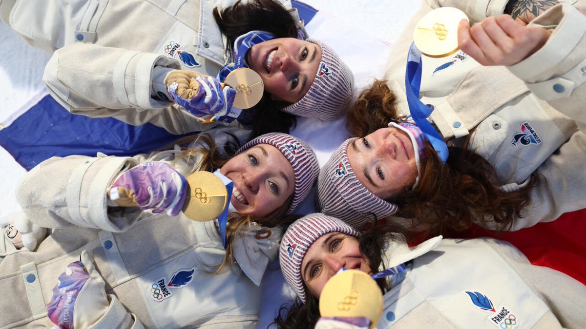 FootPicsHard's tweet photo. LE BIATHLON FRANÇAIS APRÈS 10 COURSES ! 😳😳

Relais Mixte - 🥇
Individuel (H) - 🥈
Individuel (F) - 🥇🥈
Sprint (H) - 🥇
Sprint (F) - 🥈🥉
Poursuite (H) - 🥉
Poursuite (F) - 😑🍫
Relais (H) - 🥇
Relais (F) - 🥇
Mass Start (H) - 🥉

11 médailles en 10 courses ! ❤️

Légendaire, et il reste une course demain avec les filles ! 😍
 
#MilanoCortina2026