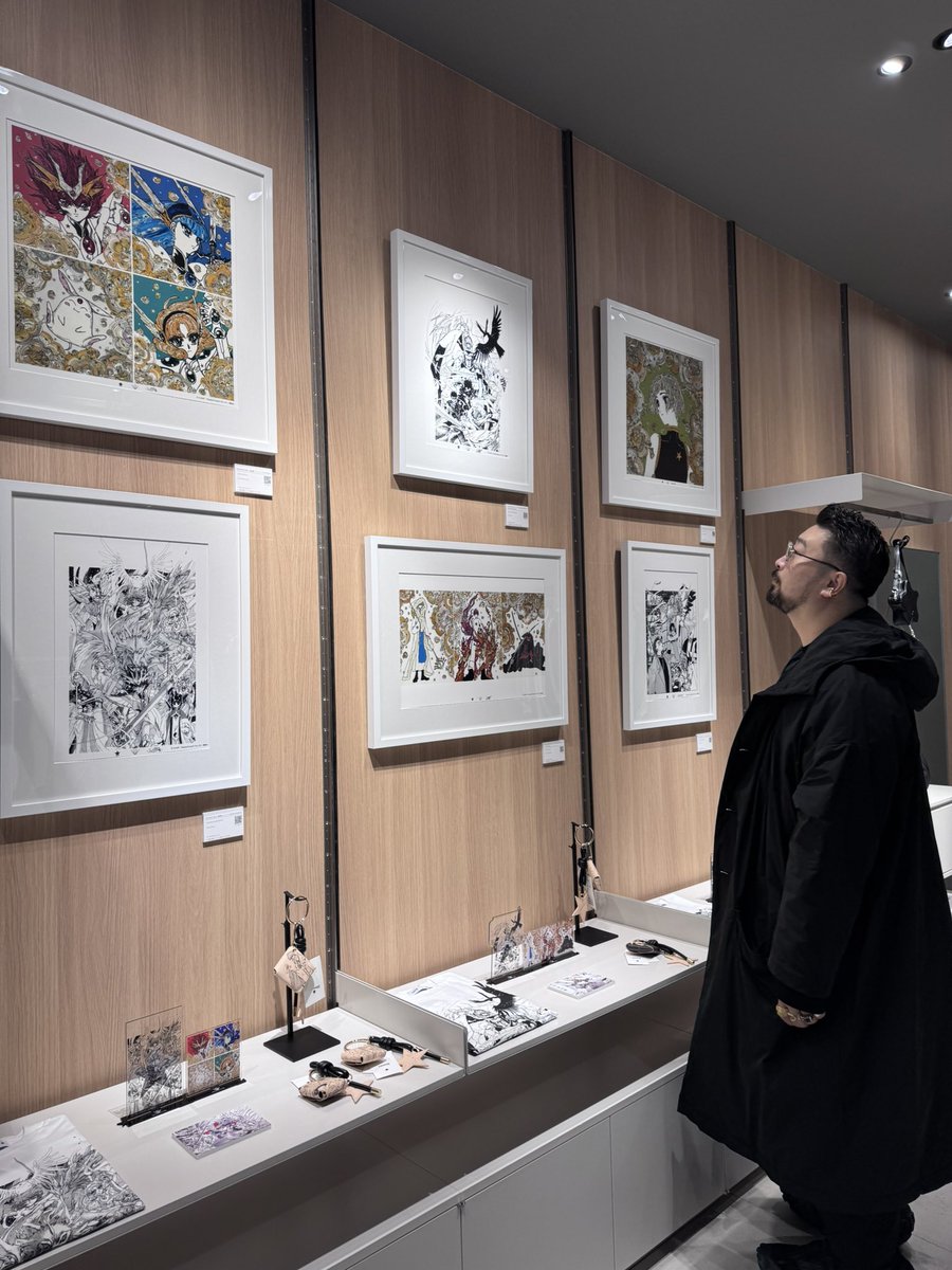 多分今日店内で私が1番はしゃいでた😁🖼️💐✨🙏ありがとうございます😭🤲🙏
<a href="/CLAMP_news/">CLAMP公式</a> <a href="/converse_tokyo/">CONVERSE TOKYO</a>