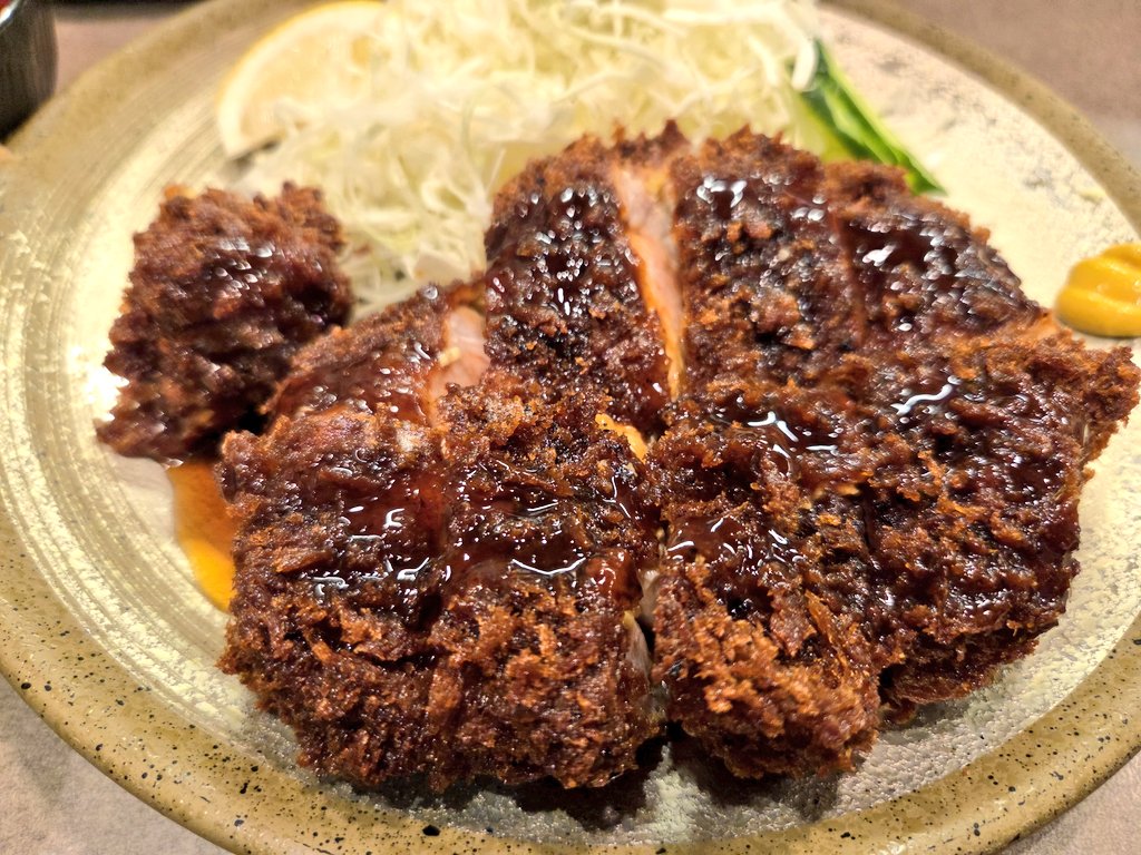 miyo0516's tweet photo. 鹿児島の思い出

今回食べたもの、全部めちゃ美味しかった！
中でも、とんかつはちょっとヤバかった…
控えめに言って過去イチでした。 https://t.co/mOamXPoojJ