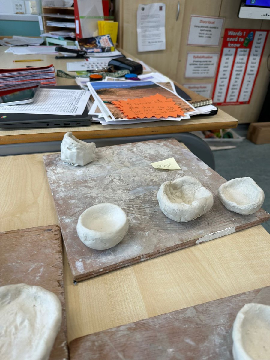 hazleheadschool's tweet photo. P4-7 have chosen to learn how to make pots as part of their Masterclass this term . They are creating pots as part of a project and will share them when completed💚
#AFCCTCommunityCup
@AFCCT
@TAQAGroup https://t.co/CuUkAcfuz1