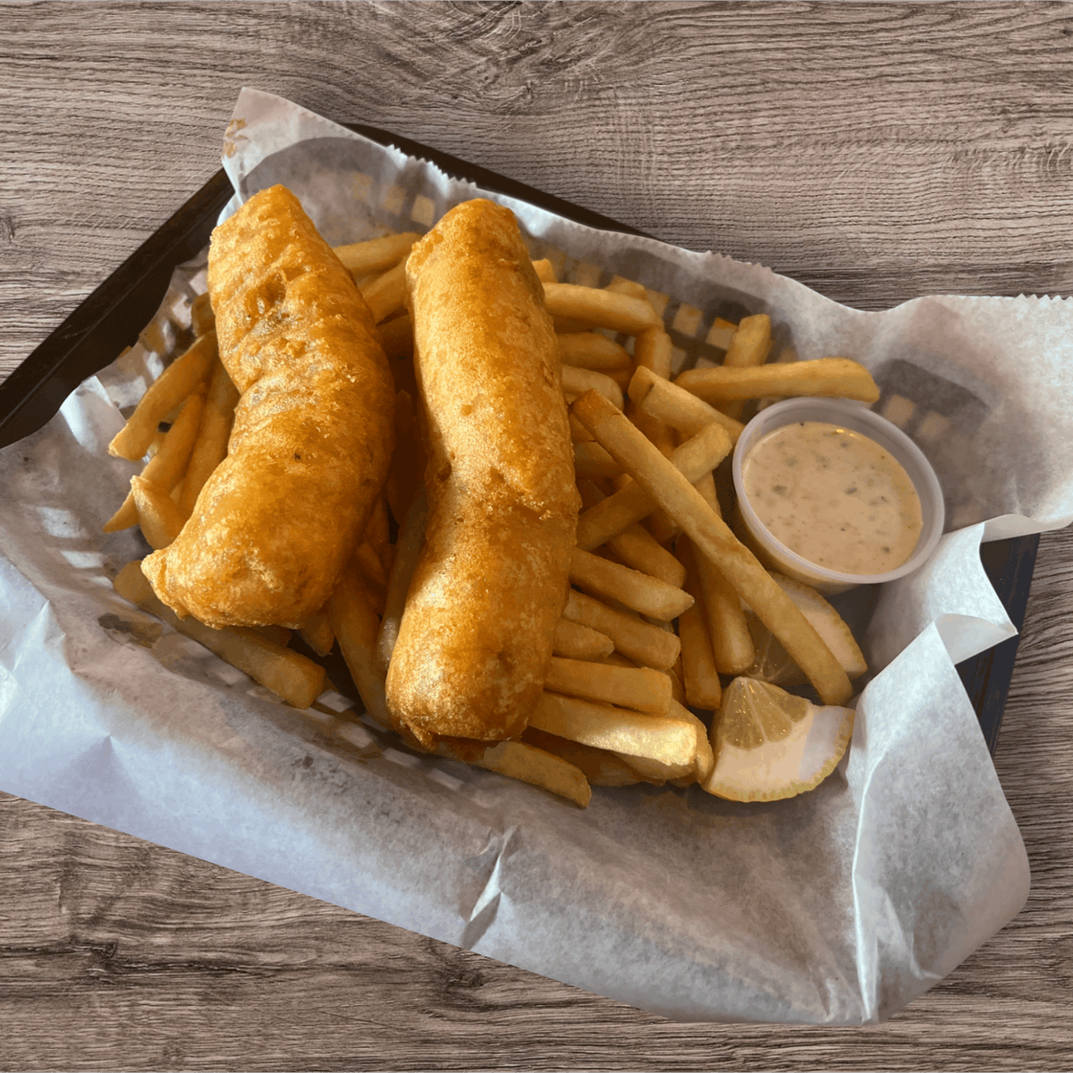 ScoreboardWTBY's tweet photo. Get the inside scoop at Scoreboard Bar &amp; Grill! 📧🍴Become a VIP email follower and be the first to know about our latest news, updates, and more. Enjoy games on our big screens in a chill atmosphere with friends! #ScoreboardBarGrill #VIPExclusive 📺🍺 https://t.co/4QSwjVRG8C