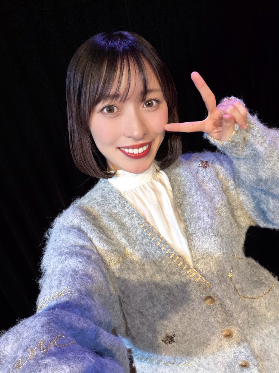 nanarin_ebc's tweet image. 「 Melty 」ありがとうございました！
ゆったりと同じ時間を過ごしてくれてありがとう🎸 ˊˎ˗
久々にギター披露とタンバリンとピアノ！
盛りだくさんでした！

仲間になった楽器たちもこれから登場させます🎹🥁
今日は改めてありがとっ！気をつけて帰ってね！

#ななせんちめいとる