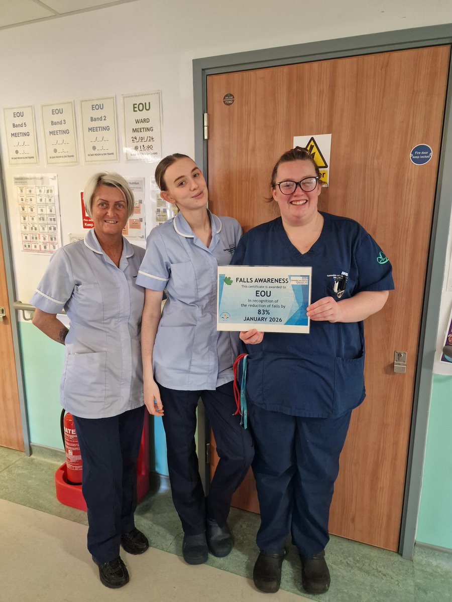 TgicftPtExp's tweet photo. We would like to congratulate &amp; recognise the hard work from all staff on EOU in reducing the number of falls in January by 83% #ThinkFalls🍁
@SusieR1 @jacqui_burrow @VickT75 @Kkgoods1 @JanetCordwell @falls_network https://t.co/ehoF1XO48X