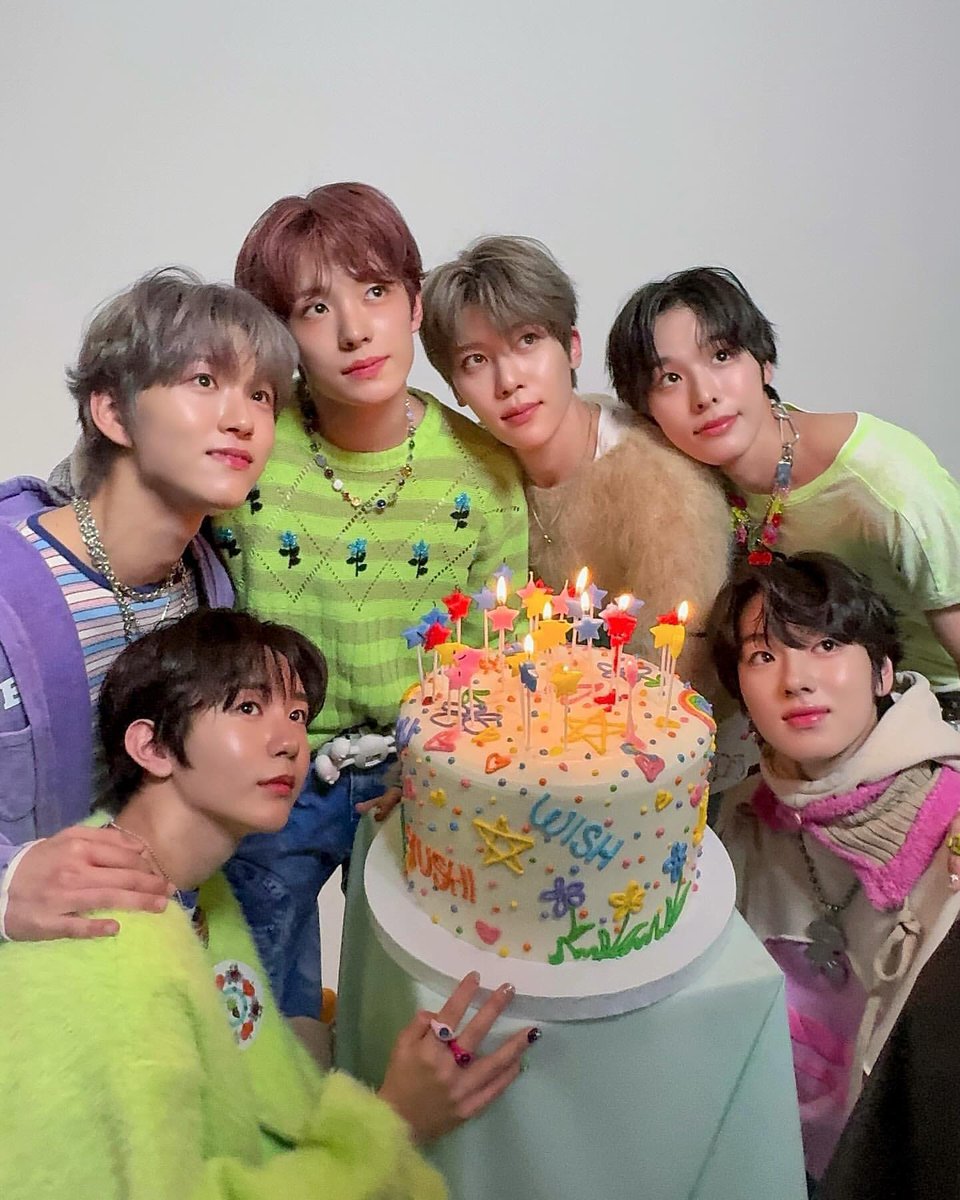 위시들아 2주년 축하한다💚
#위시_2주년_2대로가면돼
#NCTWISH2ndAnniversary
#NCTWISH2周年おめでとう