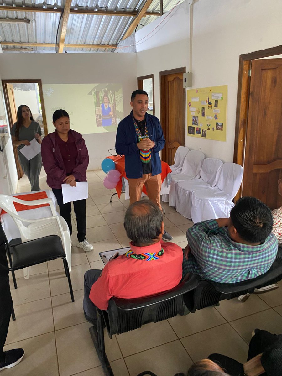 #Morona | En la parroquia Shuar de Cuchaentza, fortalecemos el Proyecto de Salud Intercultural a través del diálogo e intercambio de conocimientos, saberes y prácticas de la medicina ancestral-tradicional. #ElNuevoEcuador
