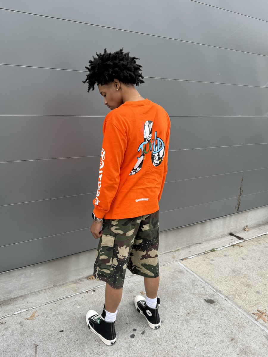 Cause it be me poppin out shit on these hoes !!🧡🩶