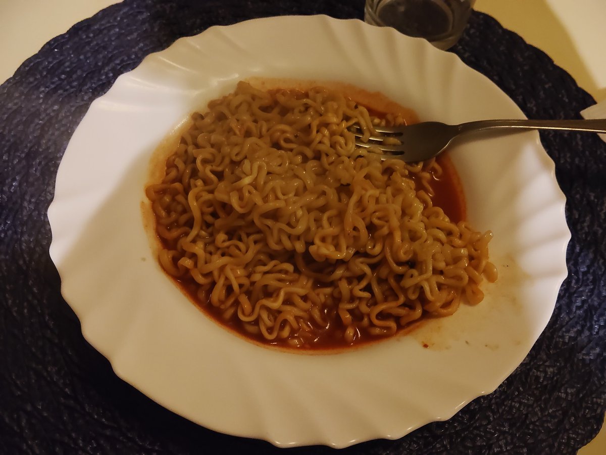 Gonna eat sum spicy noodles and see how they taste like!!!