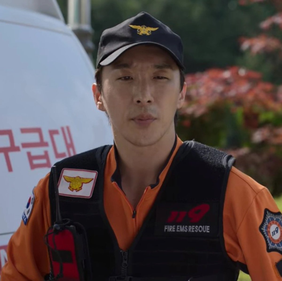 Taeyangs brother 🫠