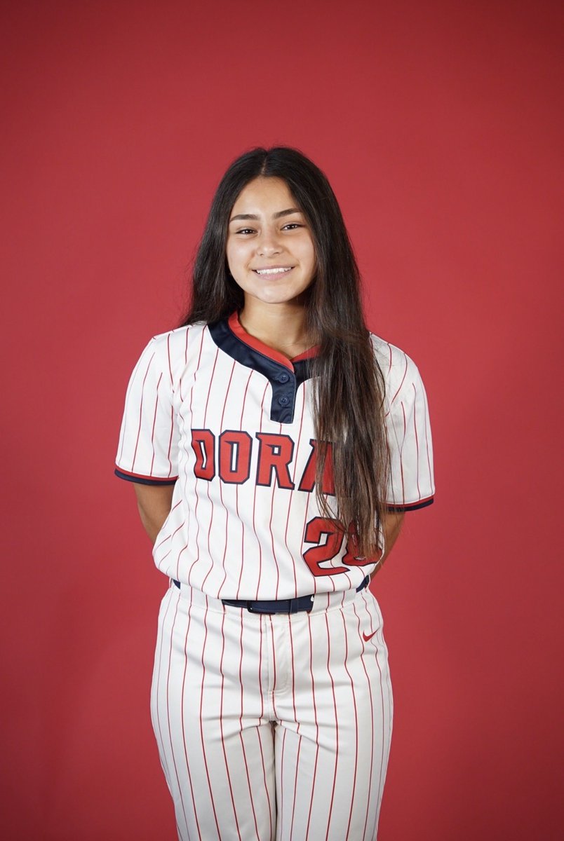 SLgonzalez2030's tweet photo. First Varsity Season! 2️⃣8️⃣🥎#Eigthgrade #Firebirds 🔥@DoralSoftball https://t.co/oEKGbWmtr2