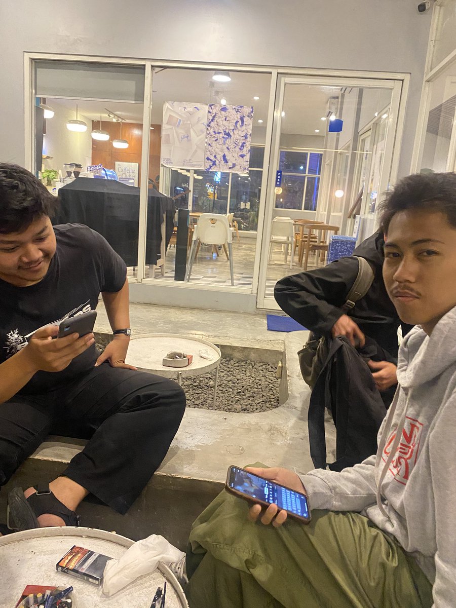 kipli spion tweet media