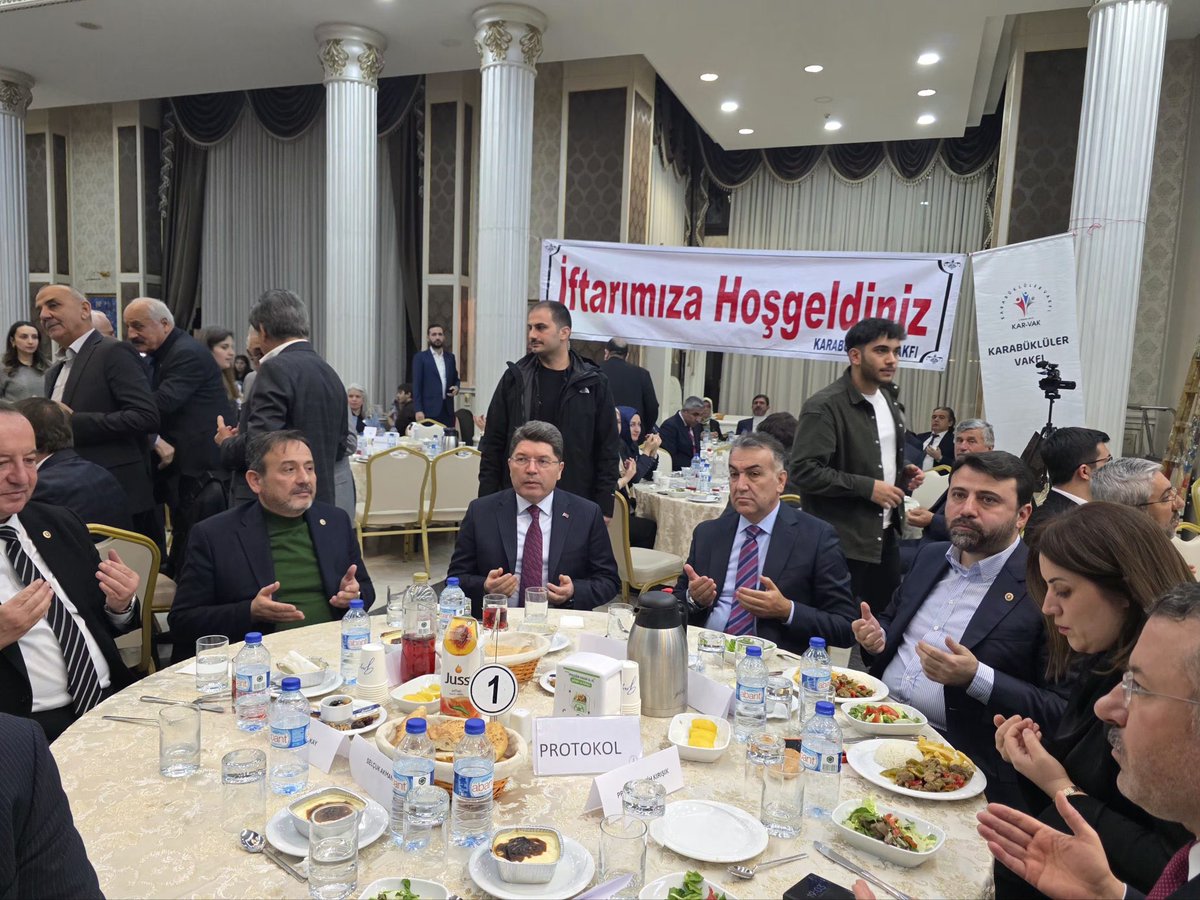 lili🐾 tweet media