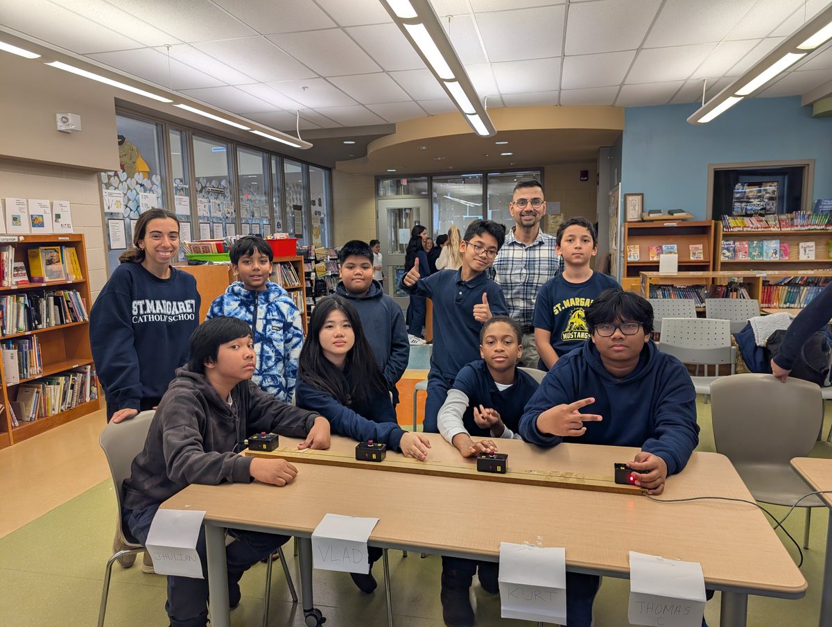 Mrs. Roti tweet media