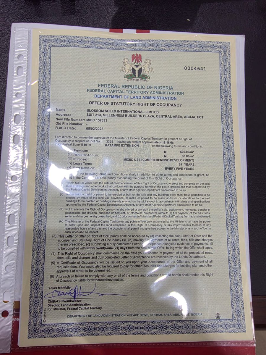 Kwabator tweet media