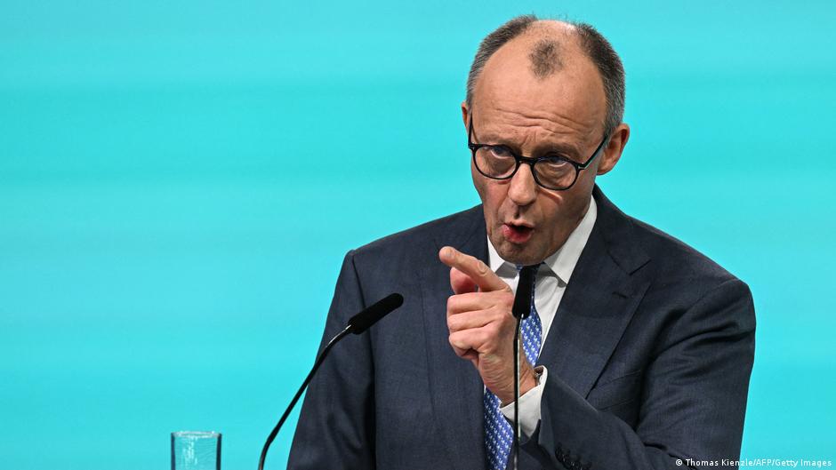 Repretel's tweet image. Alemania: Merz es reelegido presidente de la CDU dlvr.it/TR4R6r