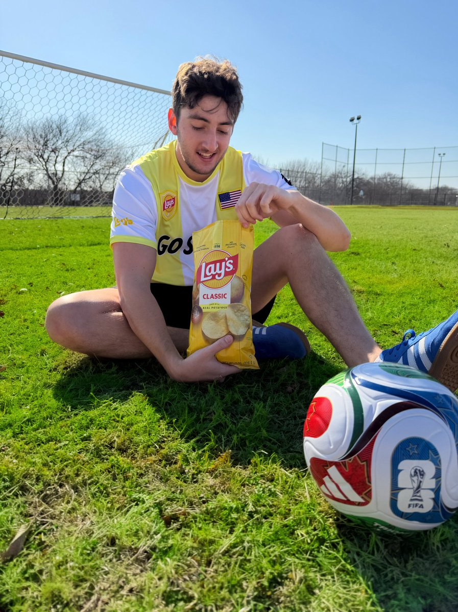 LAYS's tweet image. Lay’s and soccer, what more could you ask for?

Comment ”#LaysFWC26” for a chance to win this jersey! #FIFAWorldCup

NO PURCH. NEC. 50 US/DC, 18+ (19+ AL&amp;amp;NE). Ends 7/17/26. Rules in bio