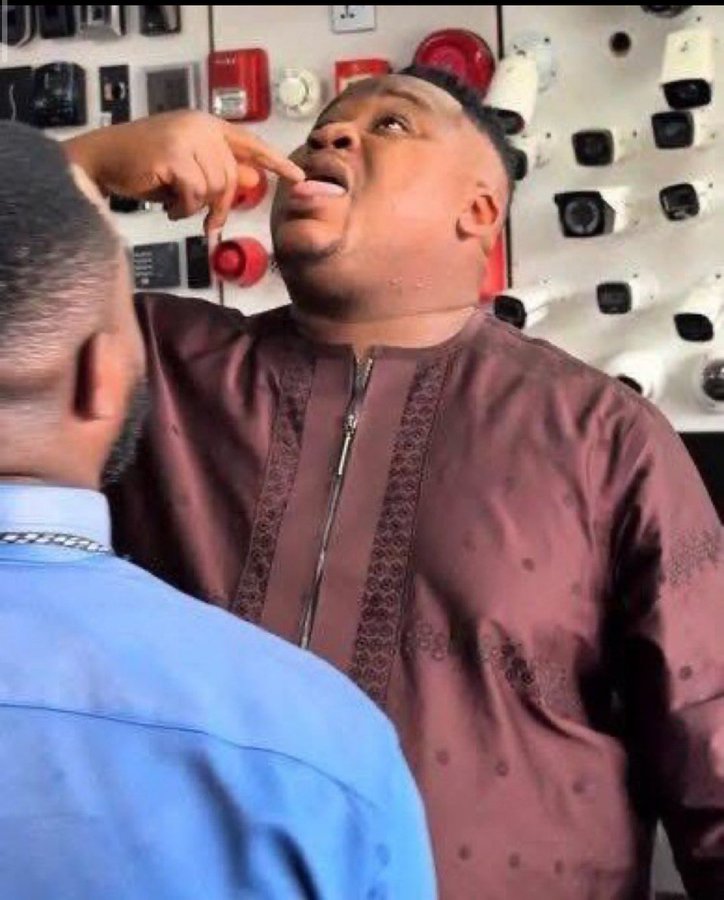 Aki ya mungu siah alipost matako ya mkenya