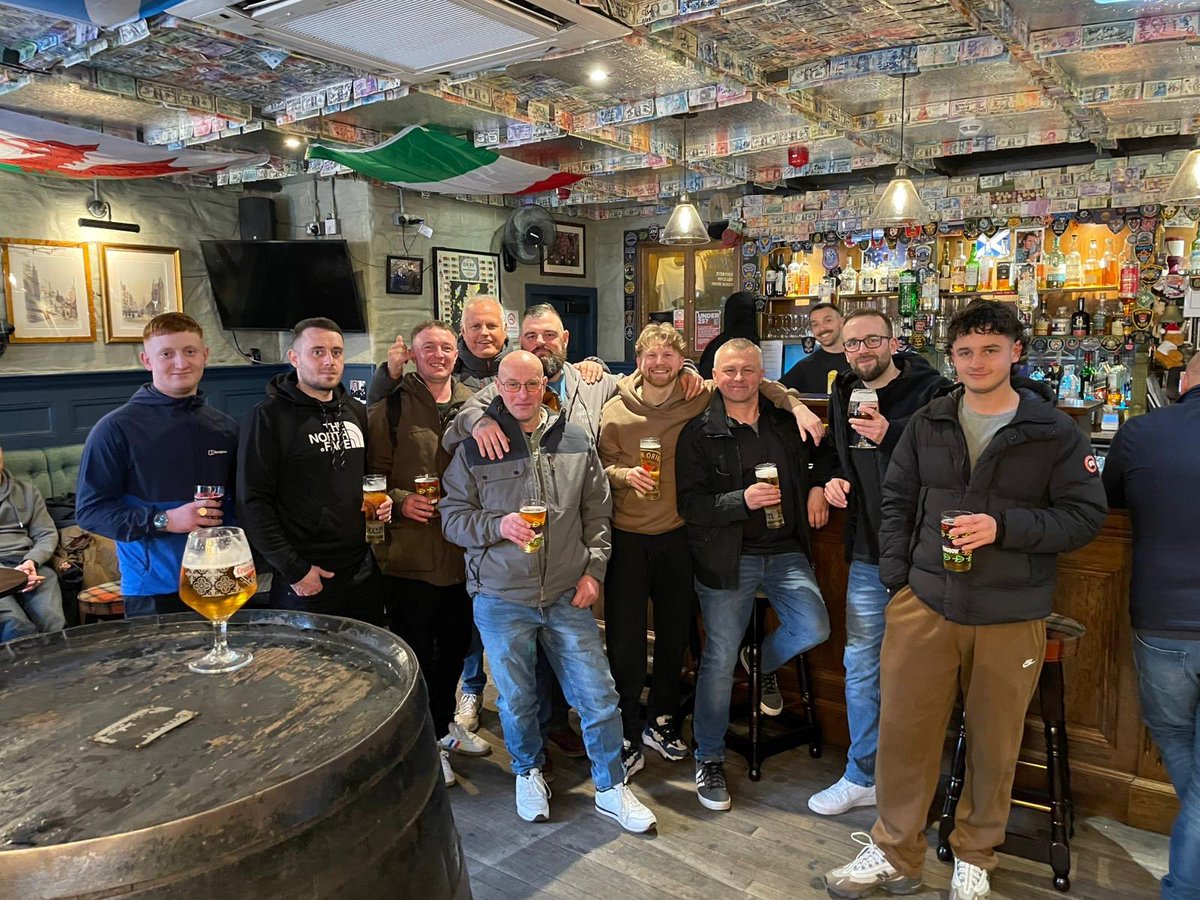 PleasingtonGolf's tweet image. The Pleasington GC Greens Team on their annual away trip paid for by the Members. This year they went to Edinburgh and had a brilliant time. #topteam #thankyou   @BIGGALtd