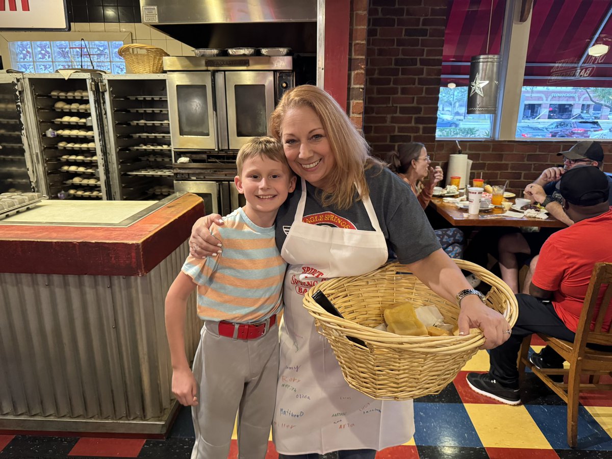 Tammi Davis tweet media