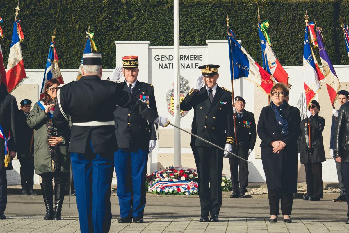 Cathy APOURCEAU-POLY tweet media