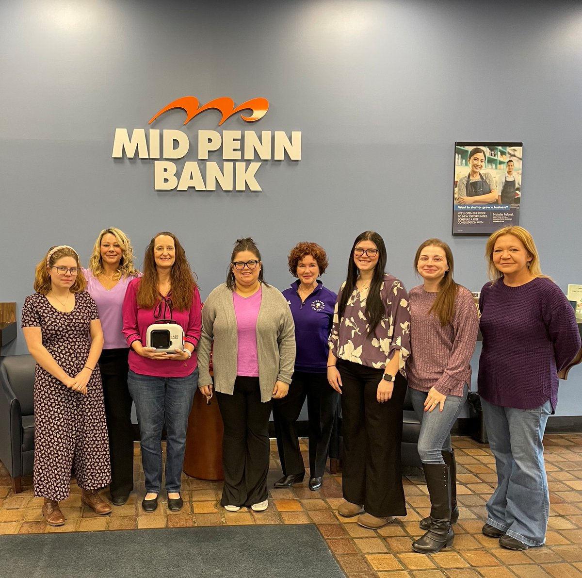 Mid_Penn_Bank's tweet photo. #TeamMPB is proud to support The Peyton Walker Foundation.
Yesterday, our amazing staff dressed up in their finest purple to show their support for this vital cause. Our newest team members at Cumberland Advisors joined in all the way from Sarasota, FL.
The foundation focuses on raising awareness and survival rates for Sudden Cardiac Arrest. Together, we can make a difference! 💜
#PeytonWalkerFoundation #WearPurple #CommunityStrong