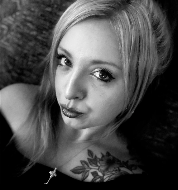 K978603's tweet photo. So… small update.
I’m currently Rank #1 for $100,000 in the Maxim Covergirl competition.📷
📷📷 You can vote here every 24 hours:
https://t.co/tHP74EIW5J
📷📷Comment “RIDE OR DIE”
if you’re in this with me to the end so I know who my elite team is. 📷📷📷 https://t.co/6YbmJCGXeQ