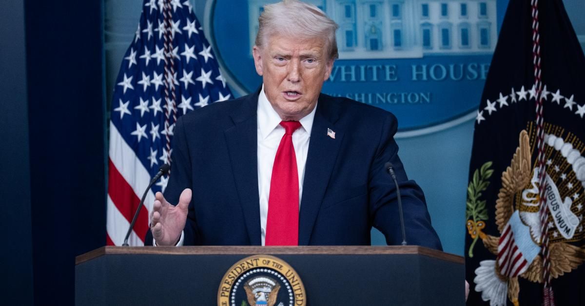 Crown_Financial's tweet image. Trump says he will direct Hegseth to release government UFO files #UFOFiles
buff.ly/rG7RKBs