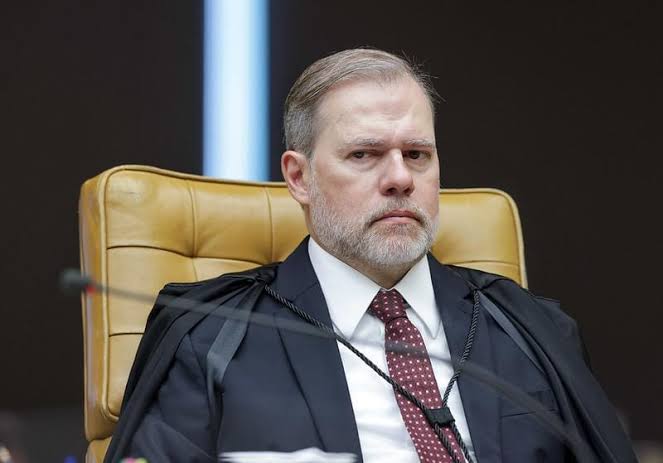 🚨 URGENTE — Polícia Federal avalia abrir investigação contra o ministro do STF, Dias Toffoli, por suspeita de corrupção passiva no caso Banco Master.