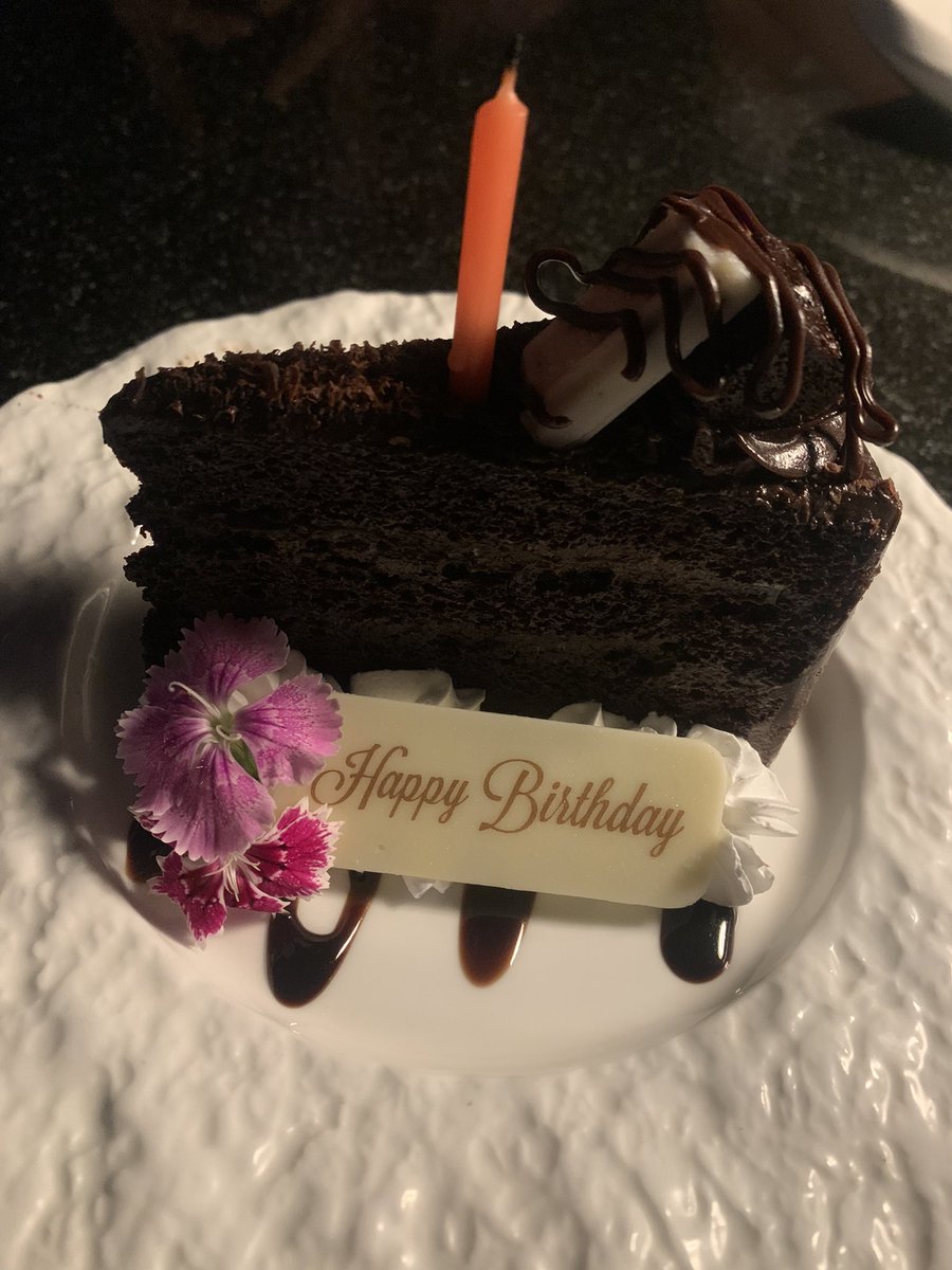 sarochamarkin's tweet photo. 🎂✨🌑 https://t.co/6ZhH1YjMiL