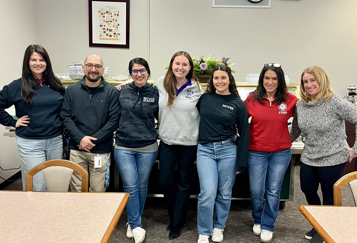 𝕃𝕒𝕦𝕣𝕖𝕟 𝕄𝕒𝕝𝕒𝕟𝕖𝕪 tweet media