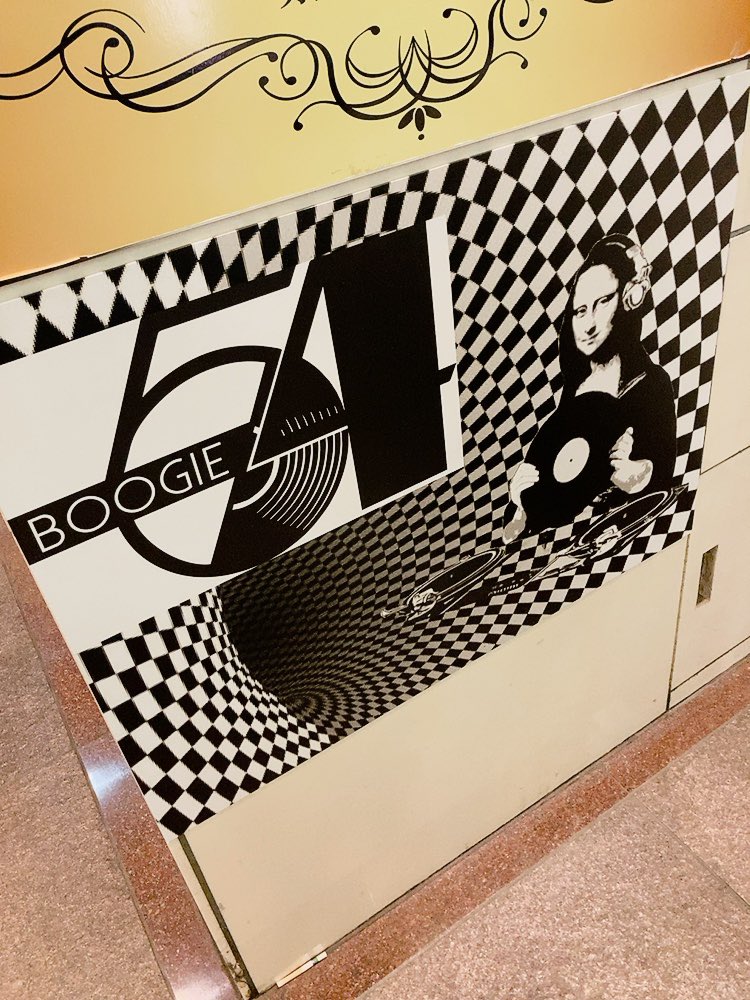 snakerddd's tweet photo. 関内駅と伊勢佐木長者町駅の間くらいできたクラブ
#boogie54
行ってみたよ!いい位置❗️ https://t.co/5zntcOZ22n