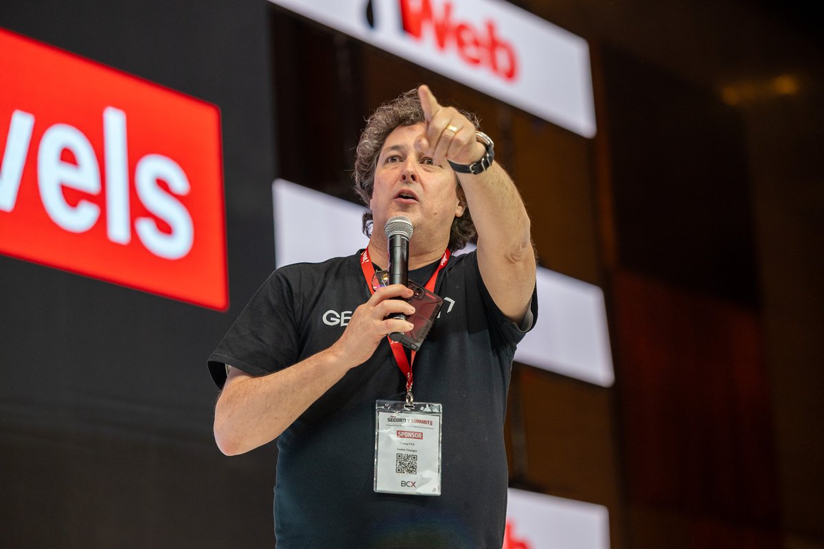 G E E K U L C H A ๐ฟ๐ฆ tweet media