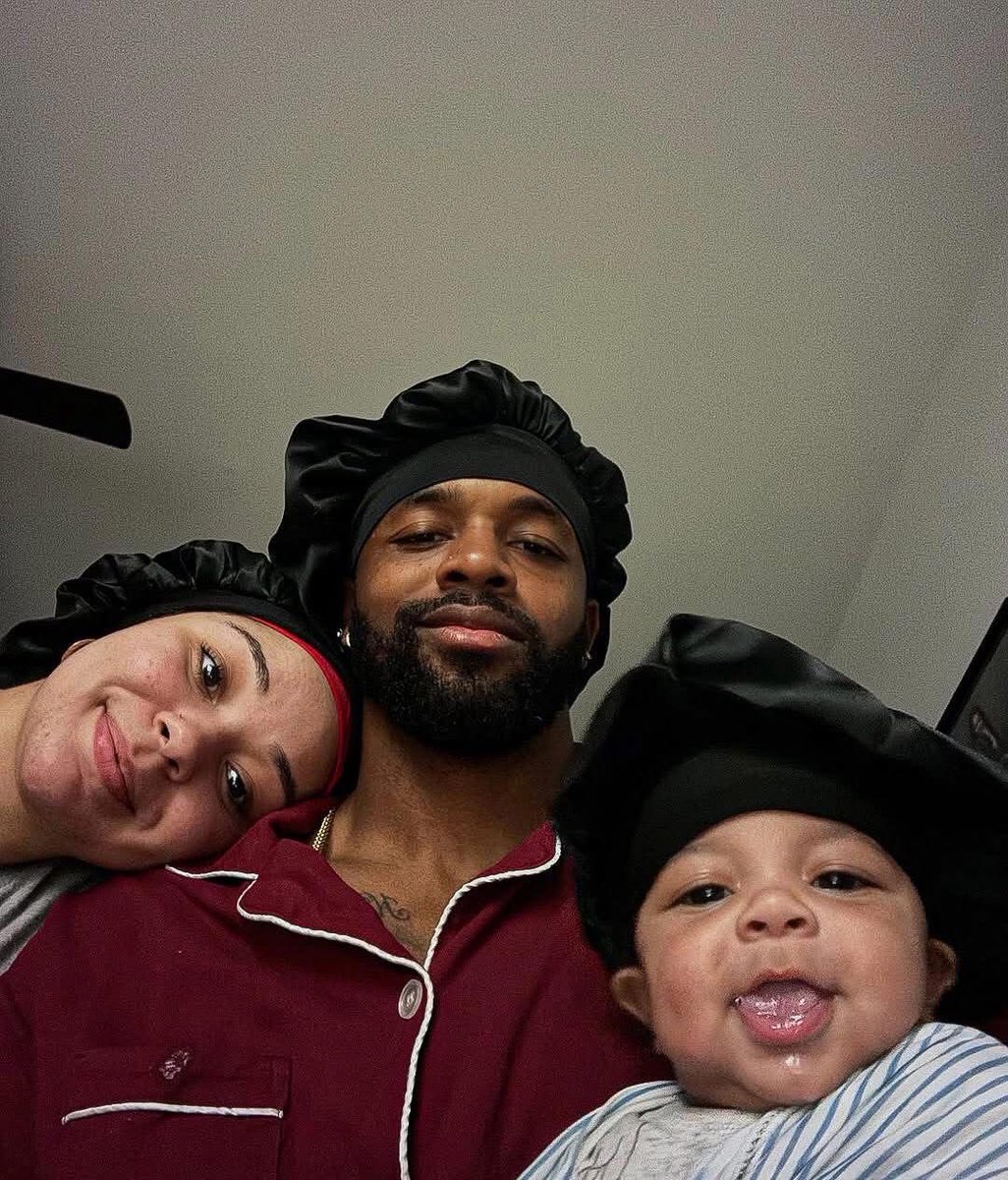 Reasons why I gotta make a lotta money 💸

1. Through prosperity shall God's kingdom be spread abroad 🚀
2. To help others 
3. To support my family/friends 
4. To spend lavishly on my wife and kids 
5. My wife 😭
6. My wife 😭
7. My wife 🥺
Highlight on the first and last 🤌🏿❤