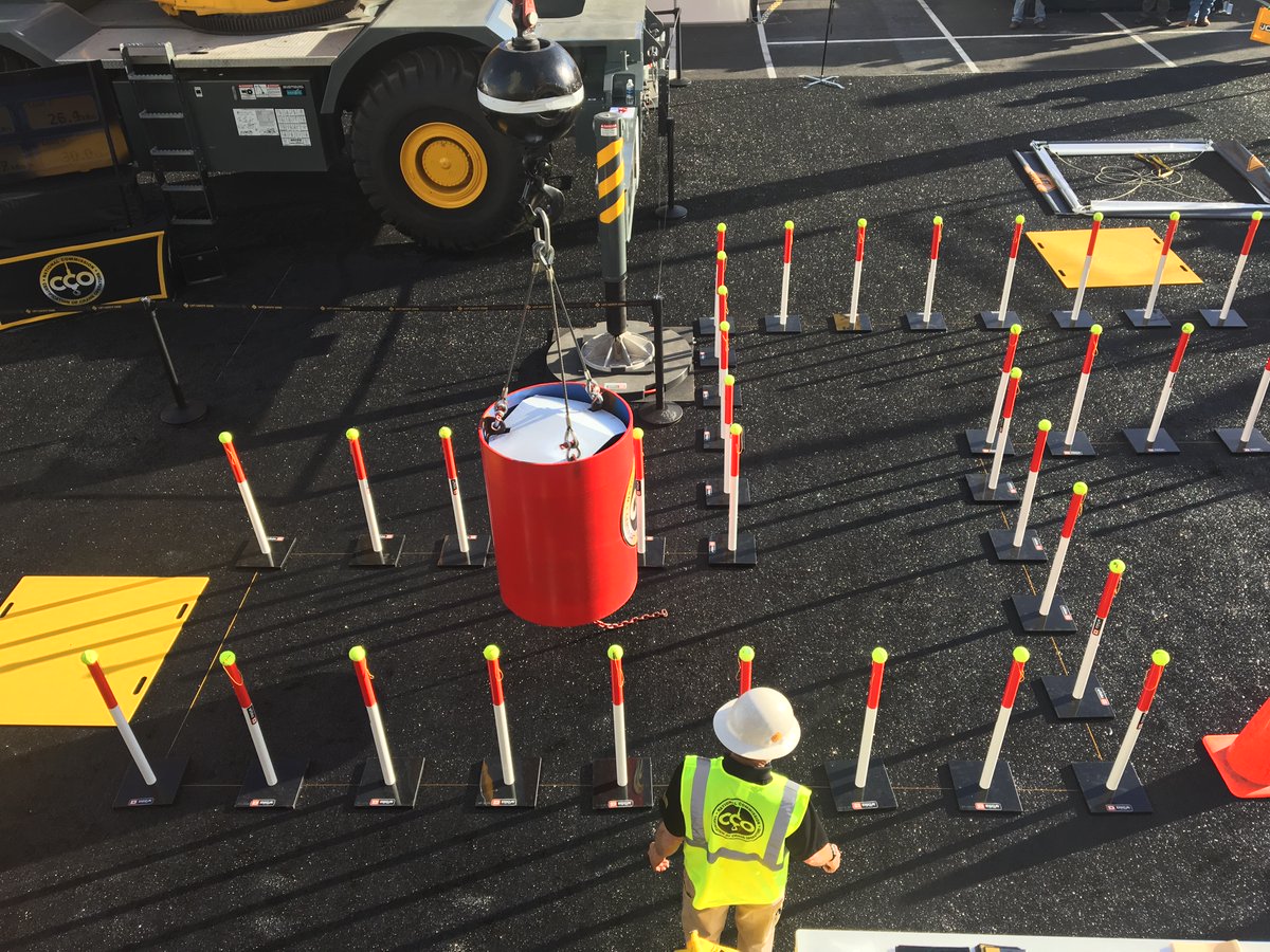 🏅 When your operators pass one of our practical exams, you can feel secure in their abilities. Improve your worksite with the Gold Standard. 

Require certification. Require CCO. 

🔗 Learn more here: ow.ly/ocNP50Y9prw

#CCOCertification #CraneOperator #MobileCrane