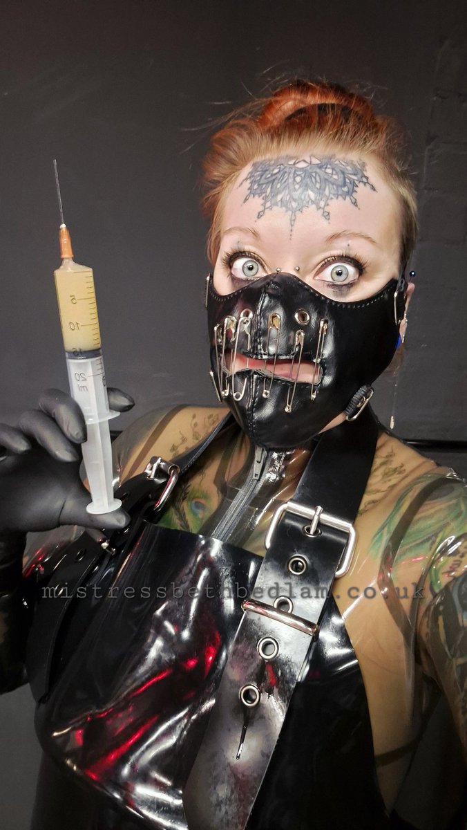 Mɪsᴛʀᴇss Bᴇᴅʟᴀᴍ tweet media