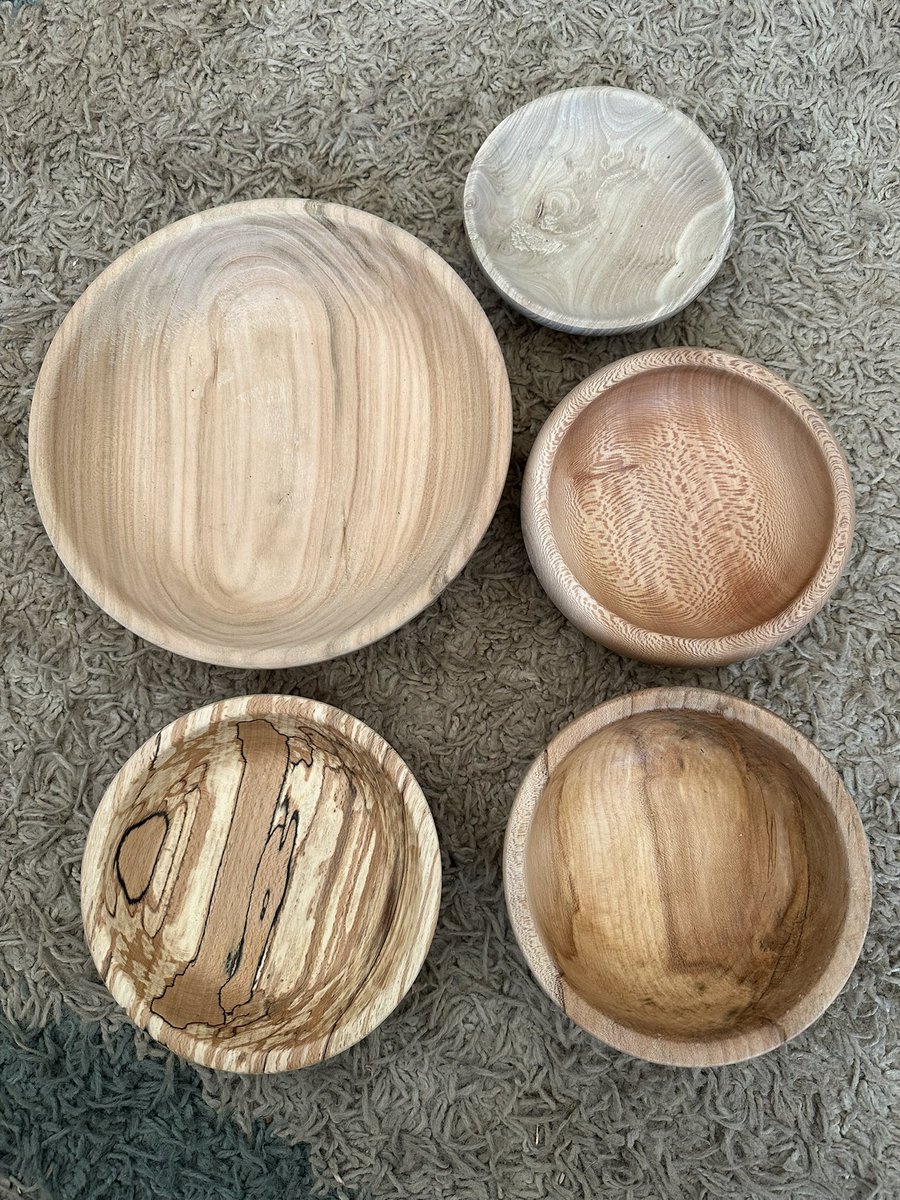 Turned some bowls on my lathe, message me to buy one 💪💪