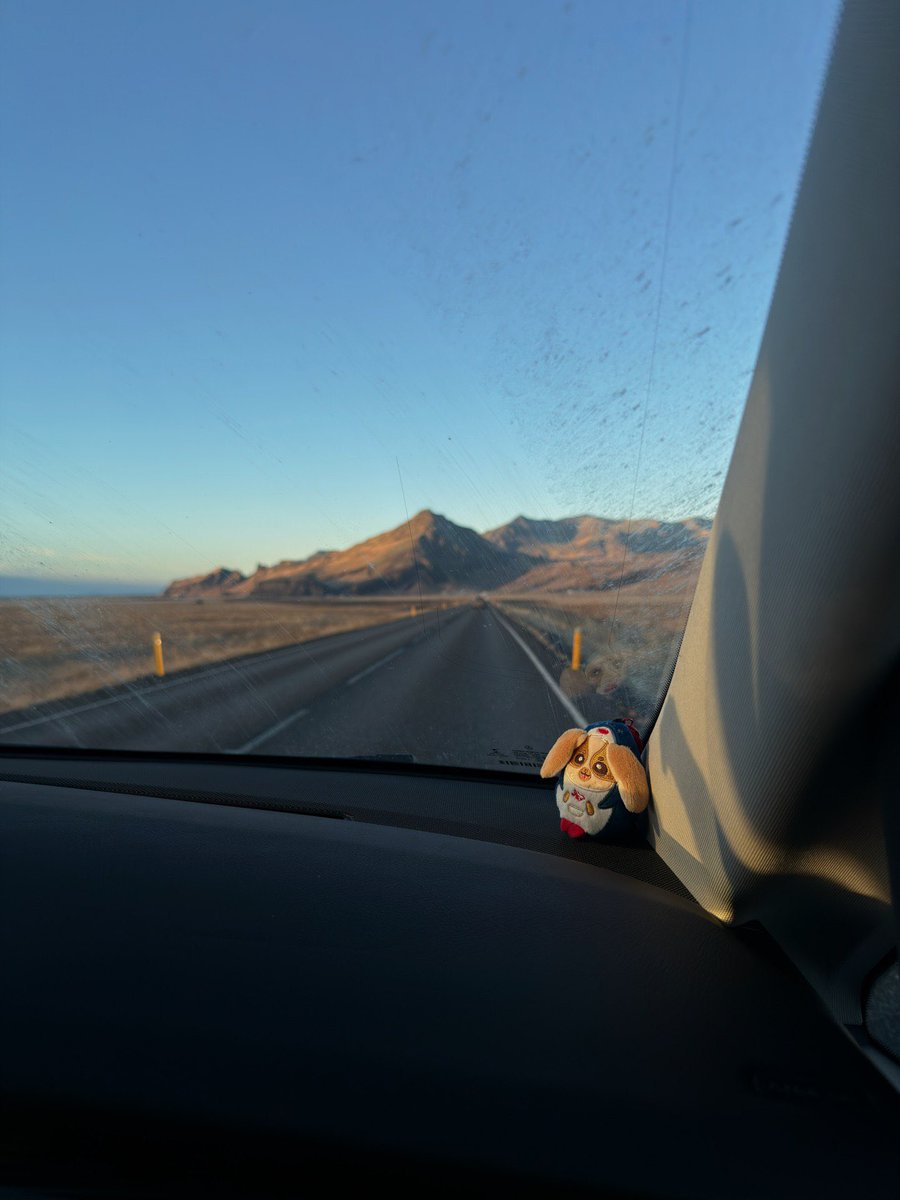 คนที่รักลูกขนาดนี้คือน้องเอสเอง พกน้อนไปด้วยทุกที่เลย น้อนเวสลีย์เด็กจิ๋วได้เที่ยวรอบโลกไปพร้อมกับปะป๊า อุนยายเอ็นดูมากก 🥺🩵