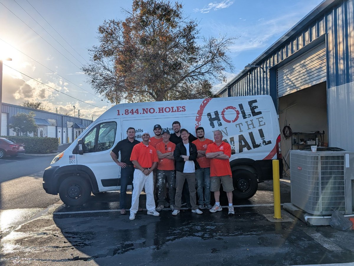 hiwdrywall's tweet photo. This is what growing the right way looks like.

New franchise owners, real training, and a whole lot of pride in the work ahead. 🚀🌟

#holeinthewall #franchiselife #teamwork #professionaldrywall https://t.co/JwPiKdpcG0