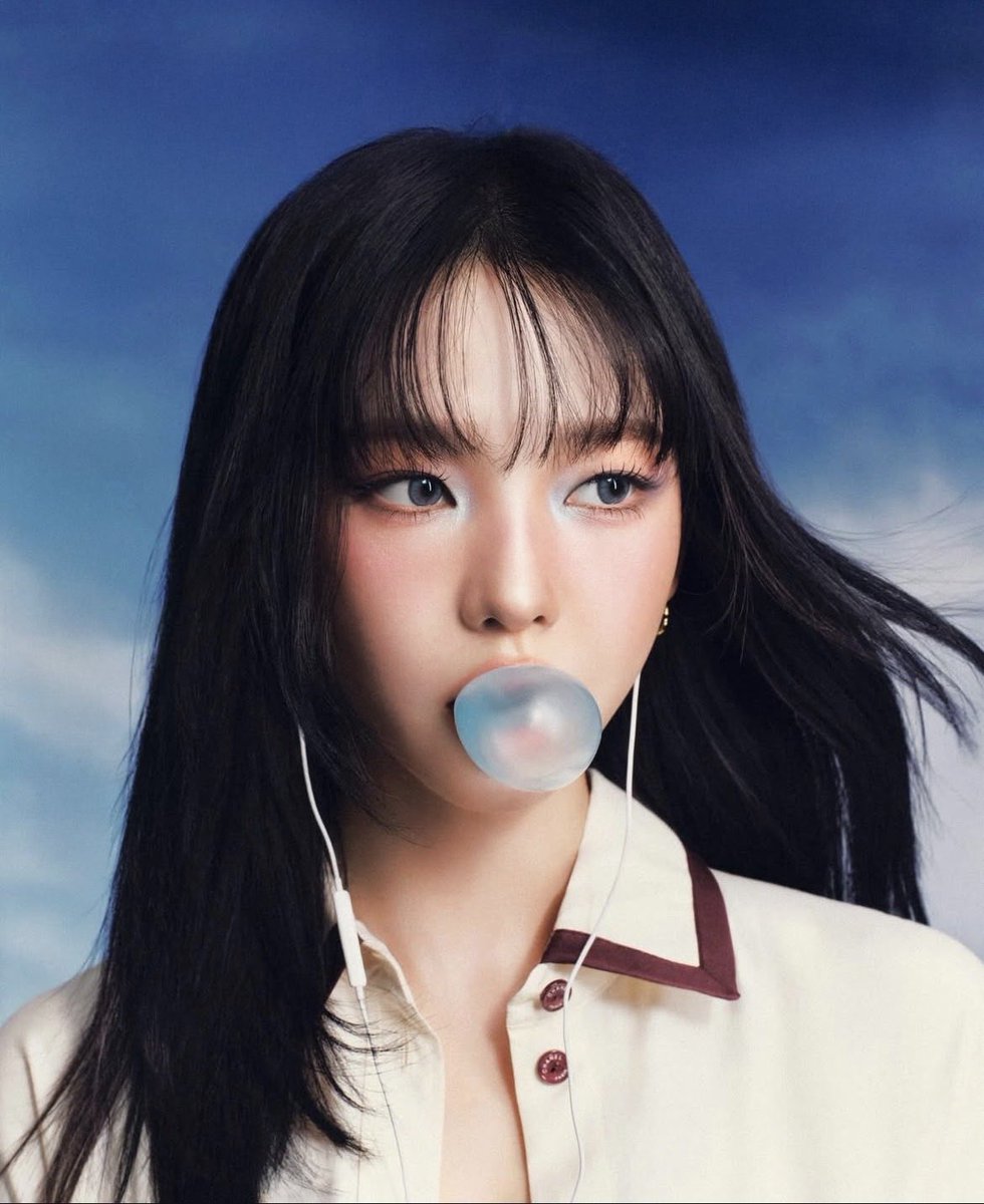 soobrina thinker tweet media