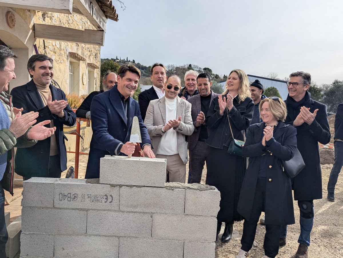 ECOMNEWS tweet media