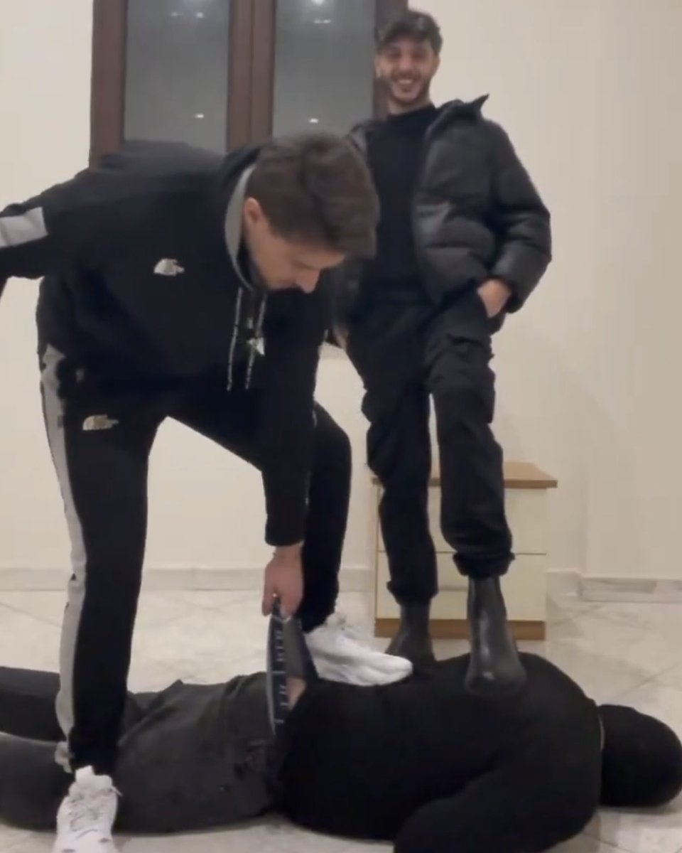 NikeguyBr 40k tweet media