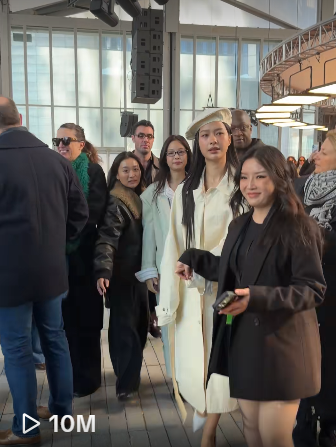 10M 👁️🫦👁️🤳💅